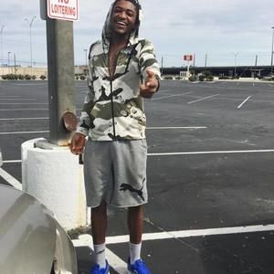 Meet your Posher, Bruce